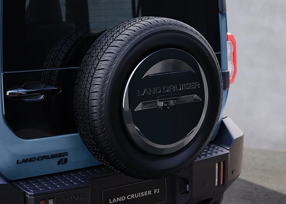 Toyota land cruiser fj 2026 anh duoi xe 1