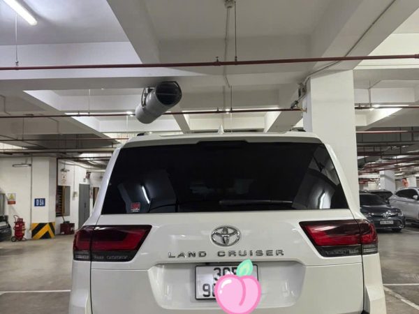 Toyota land cruiser 2025 - lc300 siêu lướt màu trắng 5 1784179694056 7461803494552631782 7461803494552631782 01bb66b62cb3dd586495d446cc2bf9b1