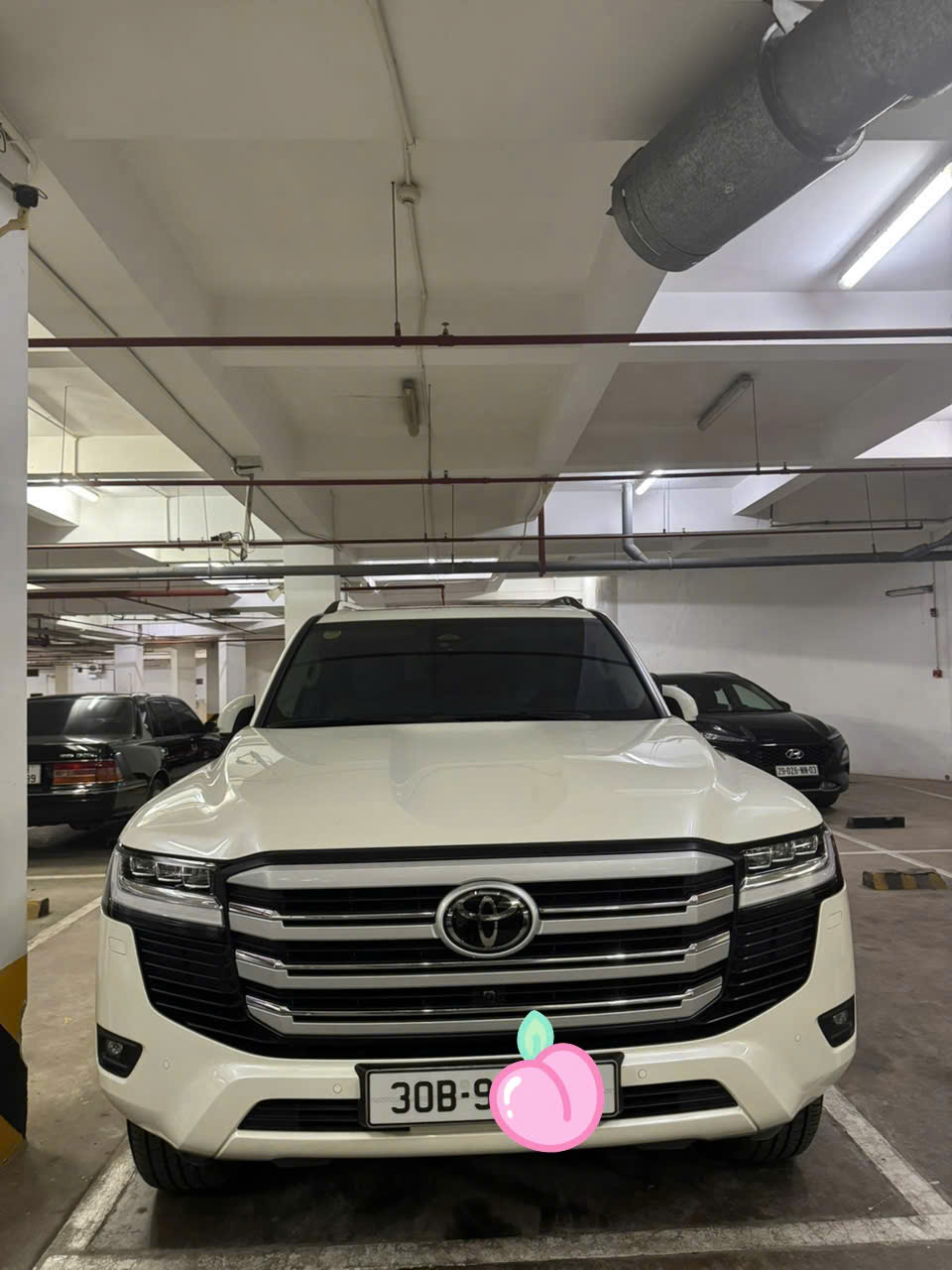 Toyota land cruiser 2025 - lc300 siêu lướt màu trắng 6 1784179694324 7461803494552631782 7461803494552631782 f9cff88f308447a737d64b12d30ac56e