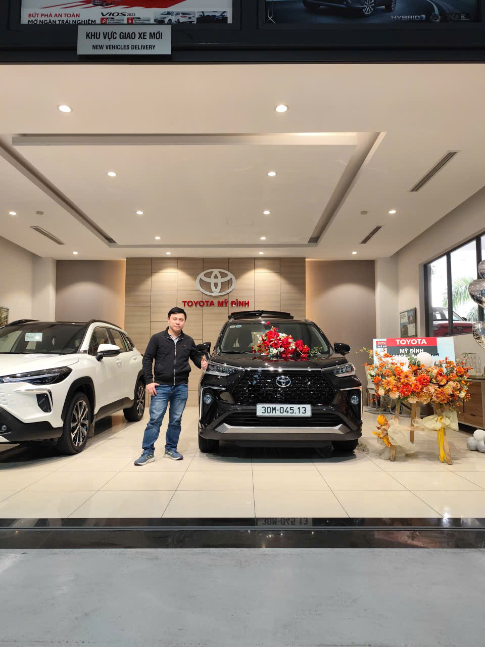 Bàn giao xe Anh Hòa - Công ty lắp ráp Tuấn Nghĩa 1 z8024047106108 87153da7ff01901d658e403cdd63374c